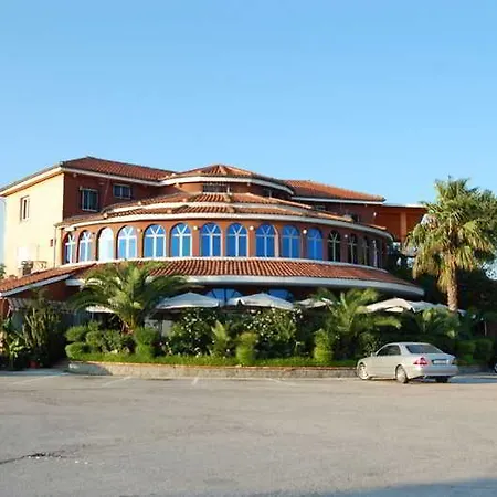 Pilo Lala Konjat Lushnjë